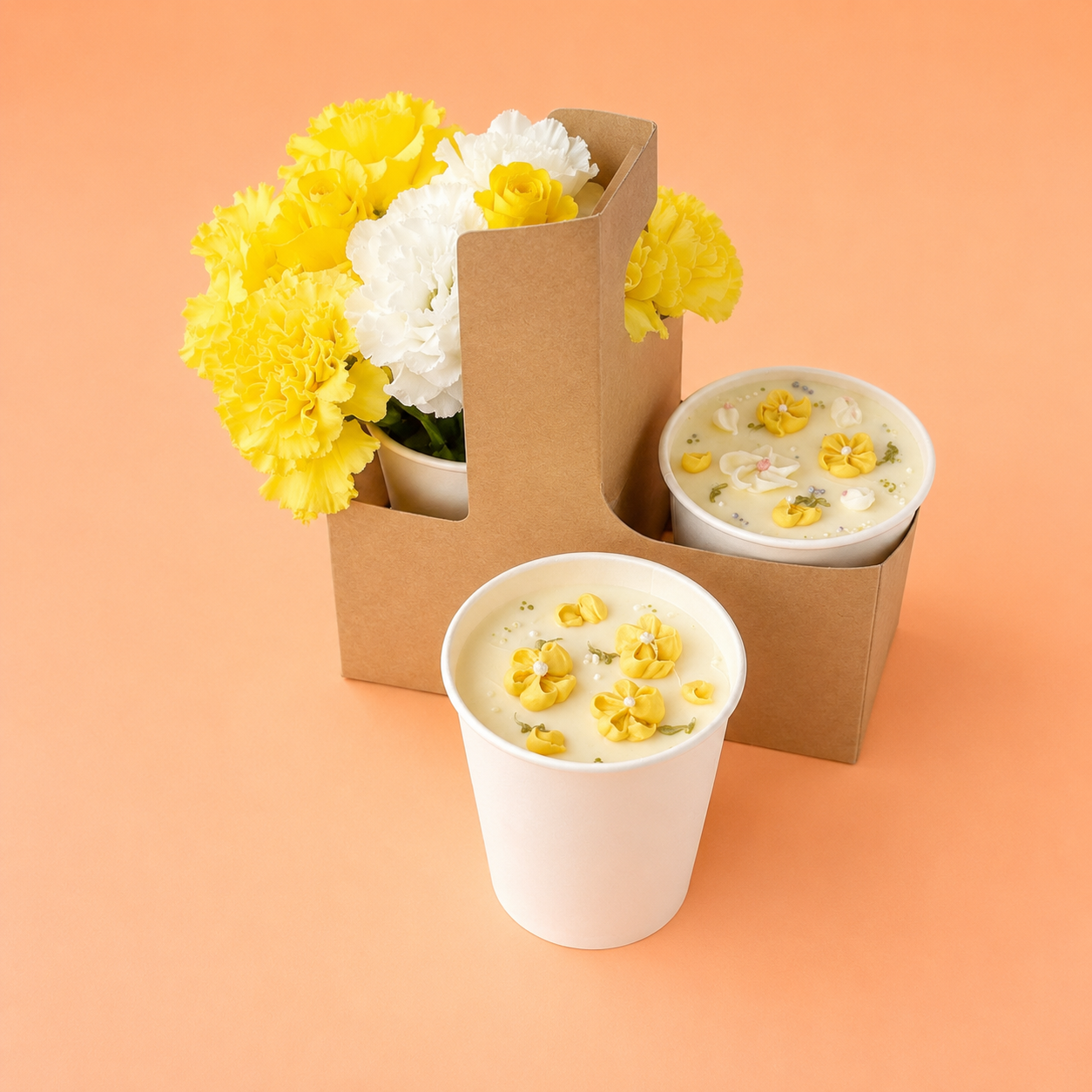 Mini Pastel con Flores Amarillas
